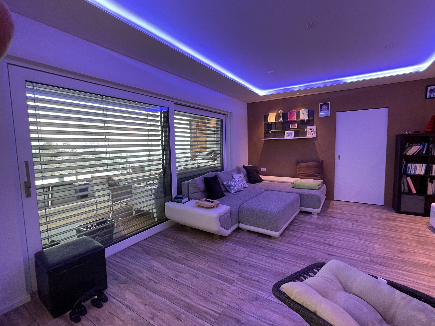 Wohnzimmer mit Bergblick